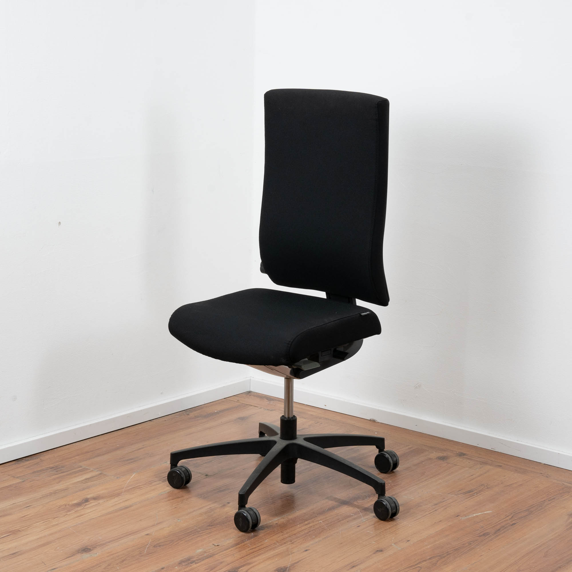 Dauphin Bürodrehstuhl Stoff schwarz - ohne Armlehnen - Gestell schwarz