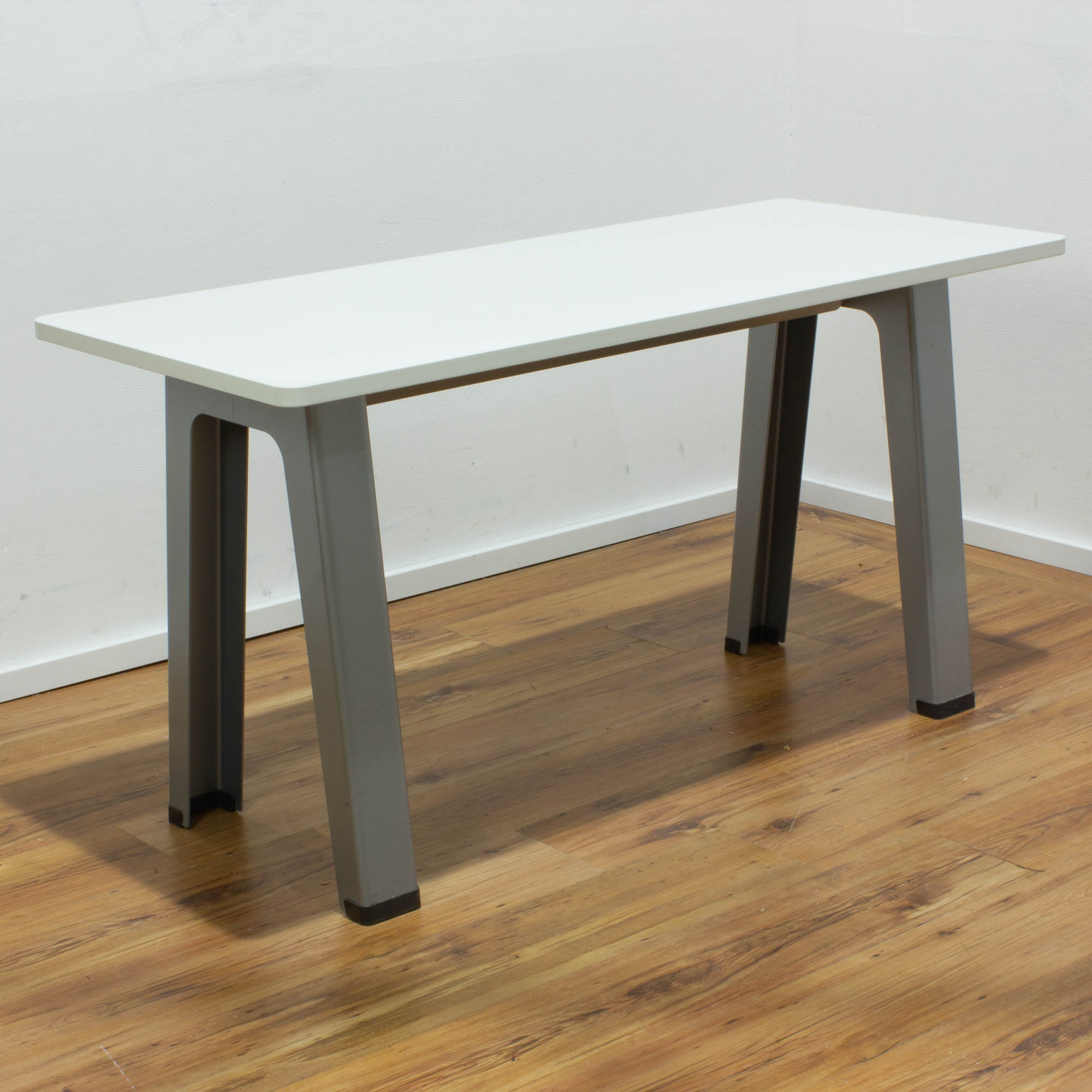 Steelcase B-Free Besuchertisch Tischplatte weiß