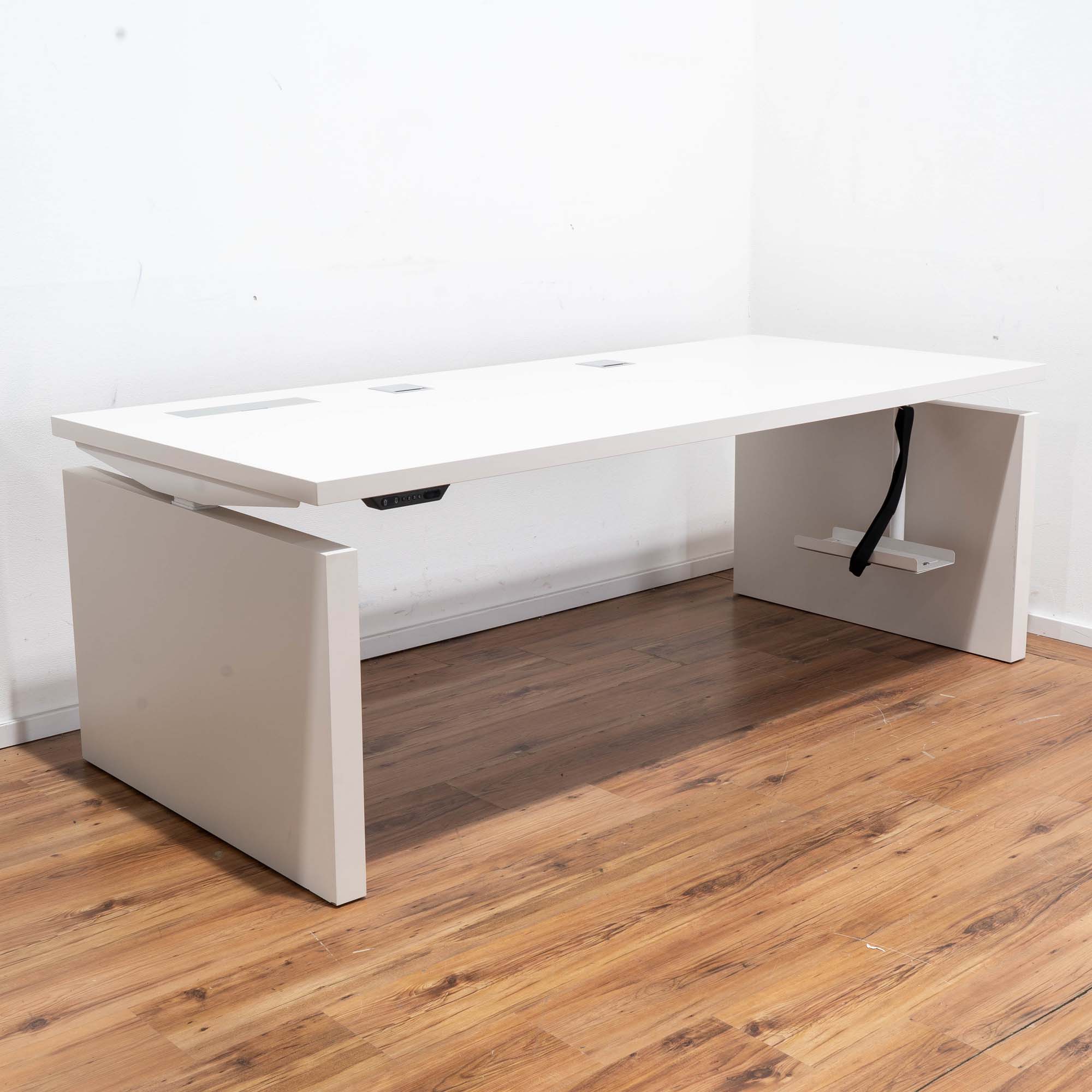 E-Schreibtisch weiß 200 x 90 cm weiß - Kabelauslass - PC-Halter