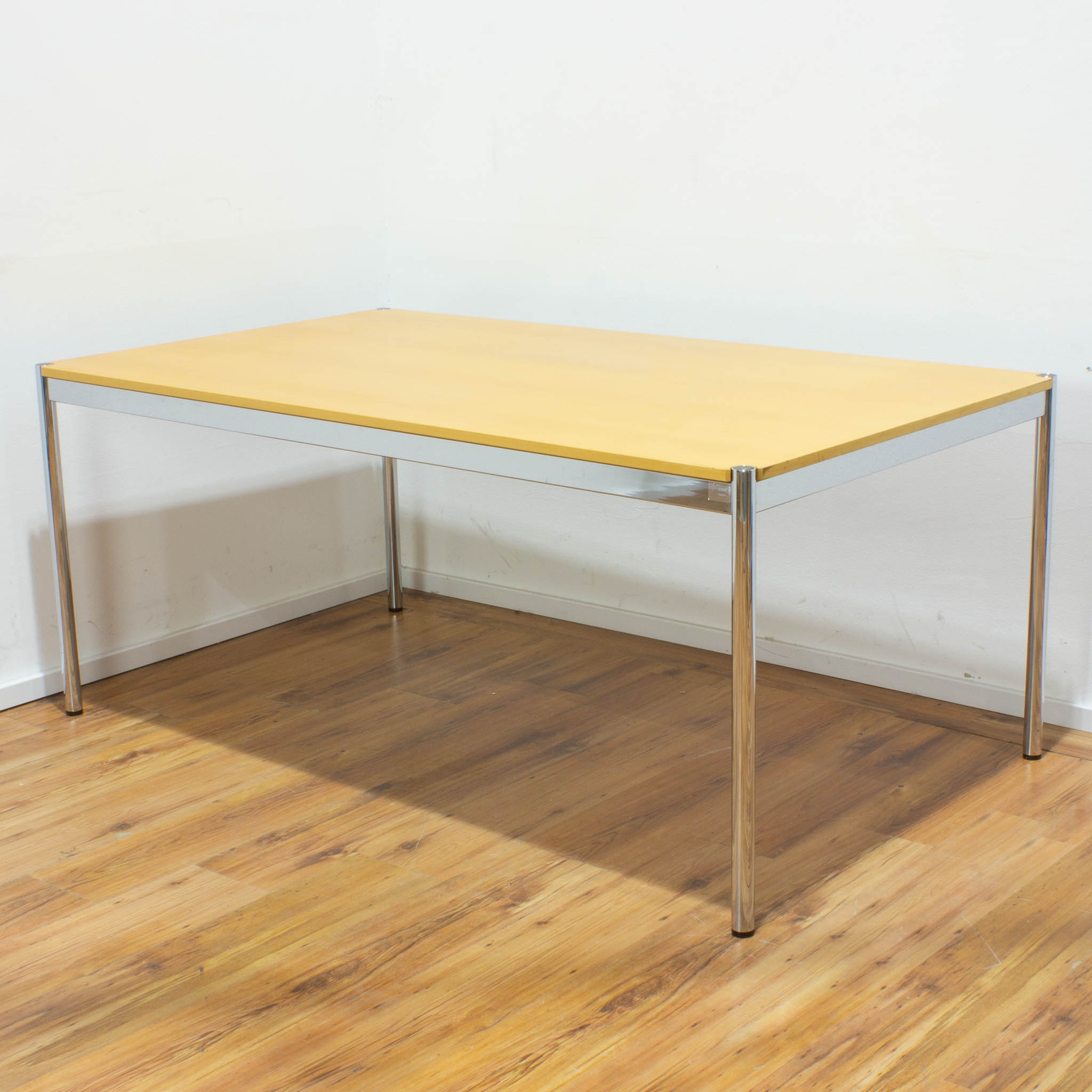  USM Haller Schreibtisch - Tischplatte buche - gebraucht - 175 x 100 cm