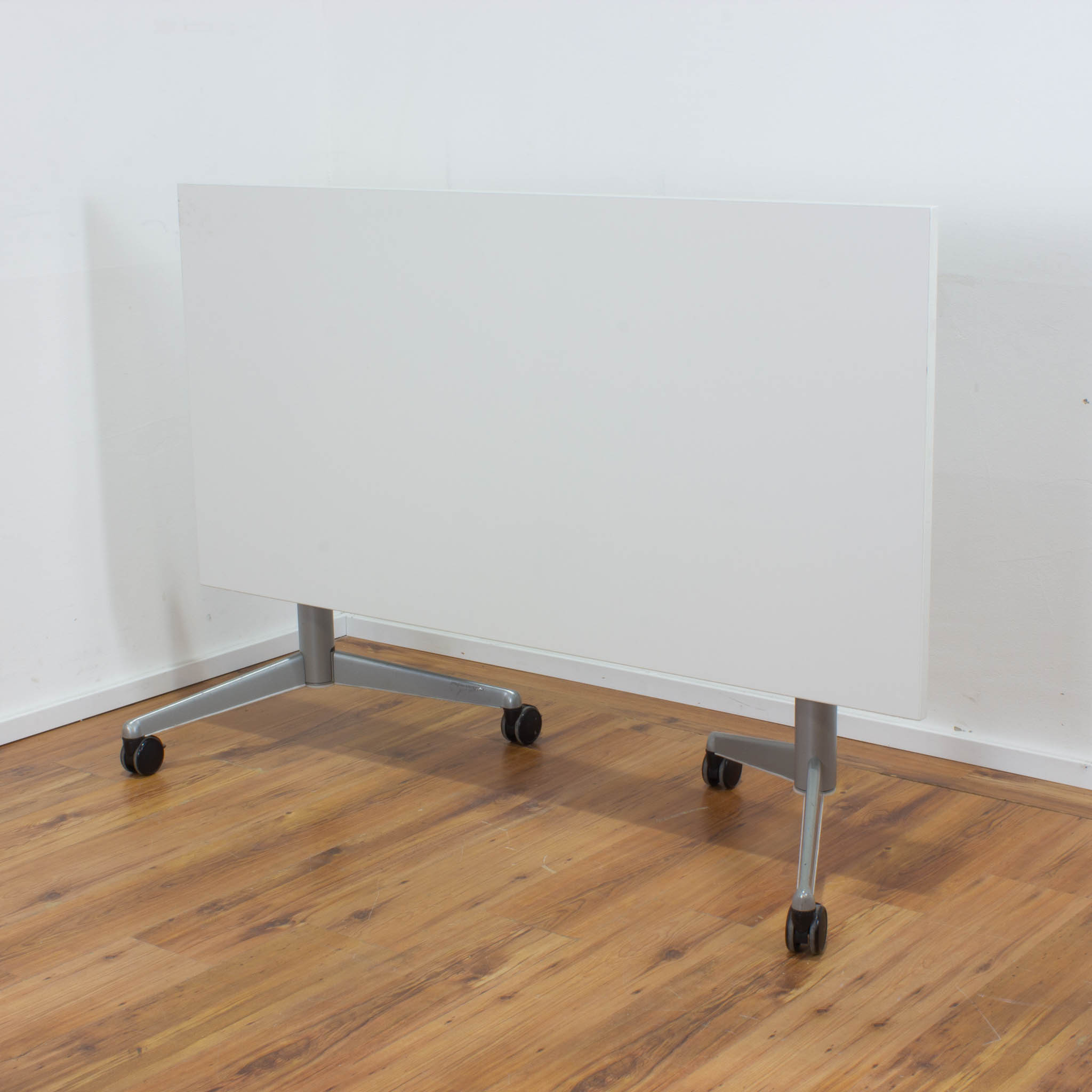 Miete: Werndl Klapptisch, Platte lichtgrau, 160 x 80 cm 