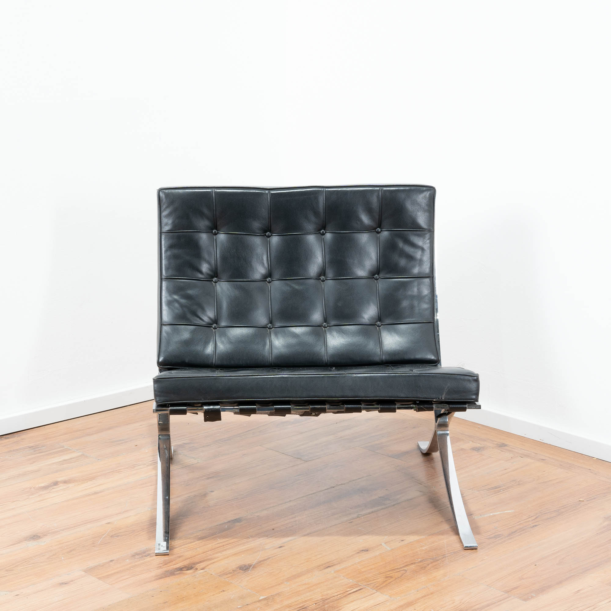 Walter Knoll International "Barcelona Chair" Leder schwarz - Chromgestell 